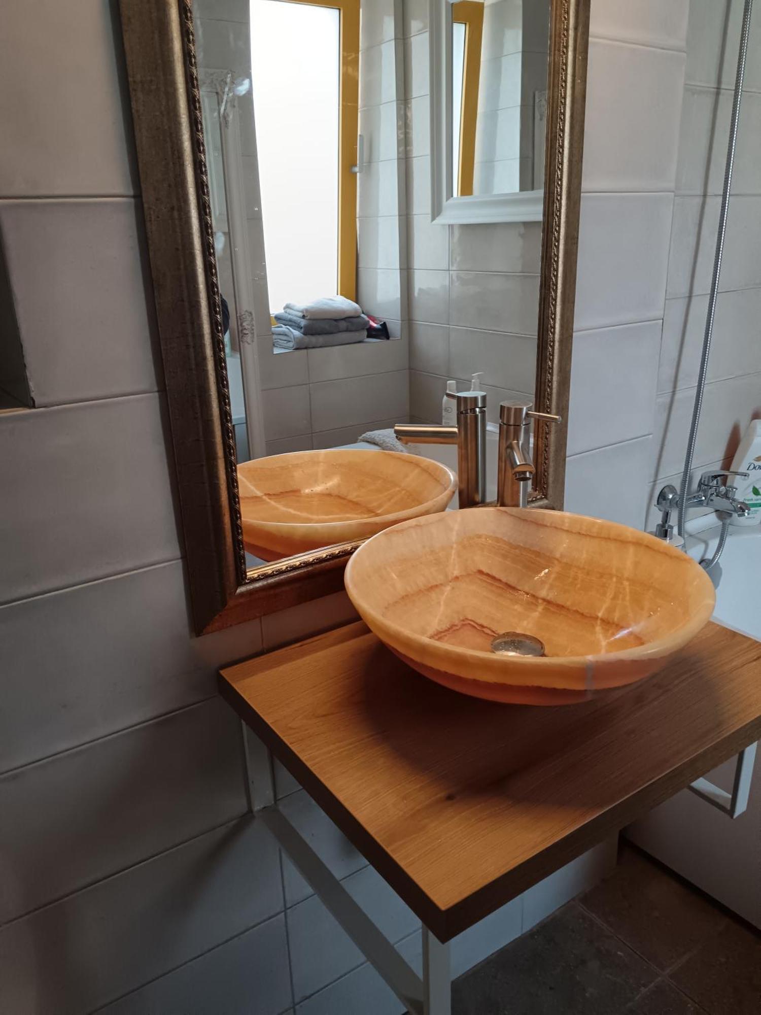 Downtown "Rendez-Vous" Luxury Apartment Bacau Bagian luar foto